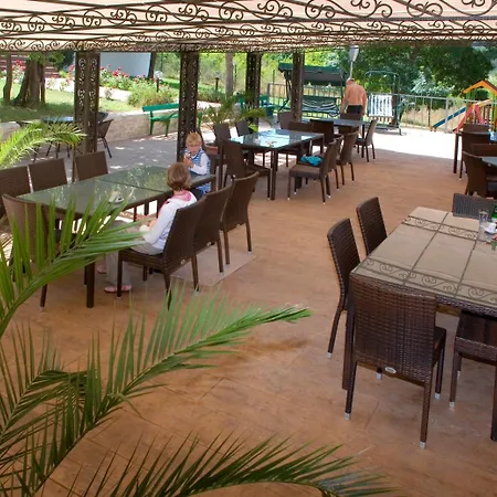 Хотел рилена Китен